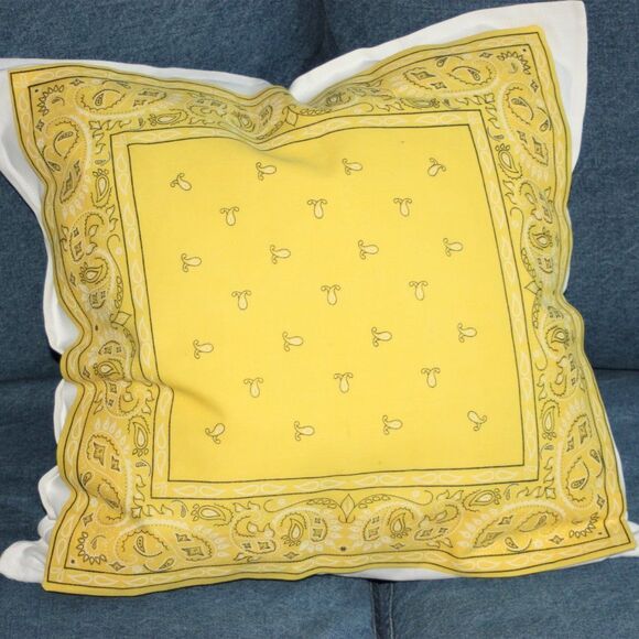 Yellow Bandana on White Zippered 20 x 20 Throw Pillow NEW - Picture 5 of 12